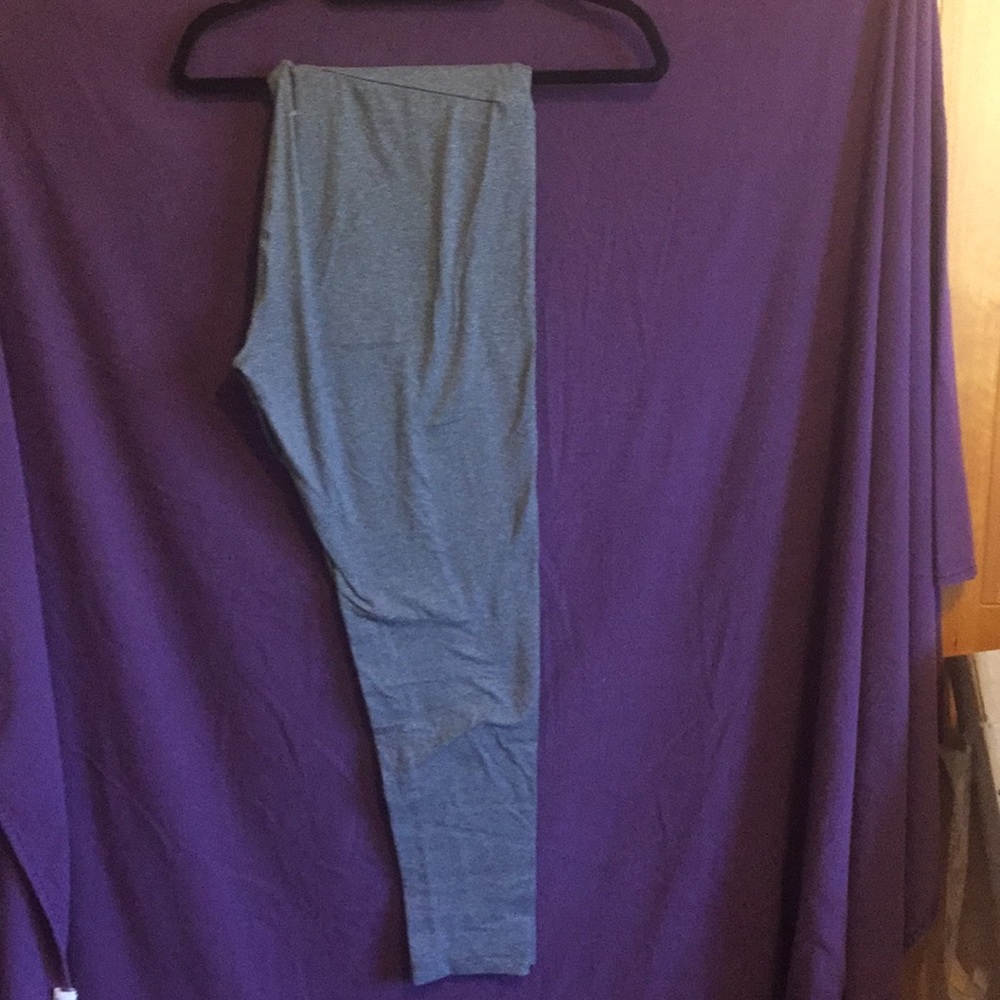 Heather Gray TC Lularoe Legging Perfect Condition